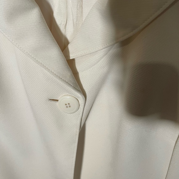 Le Suit Essentials Ivory Skirt Set Sz 10 - Picture 11 of 14